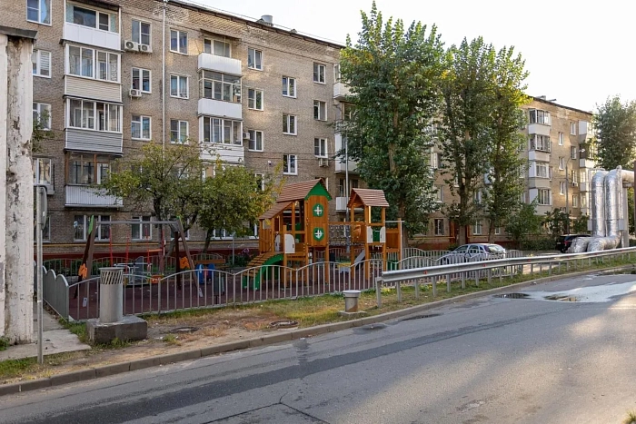 Частная квартира в Москве, 4 двери Авеста