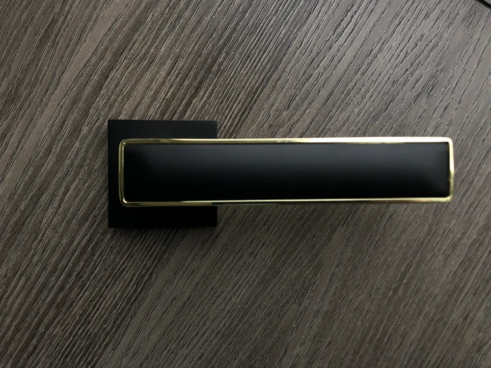 Ручка дверная Boreaux ZM EN, квадр, черный/золото фото